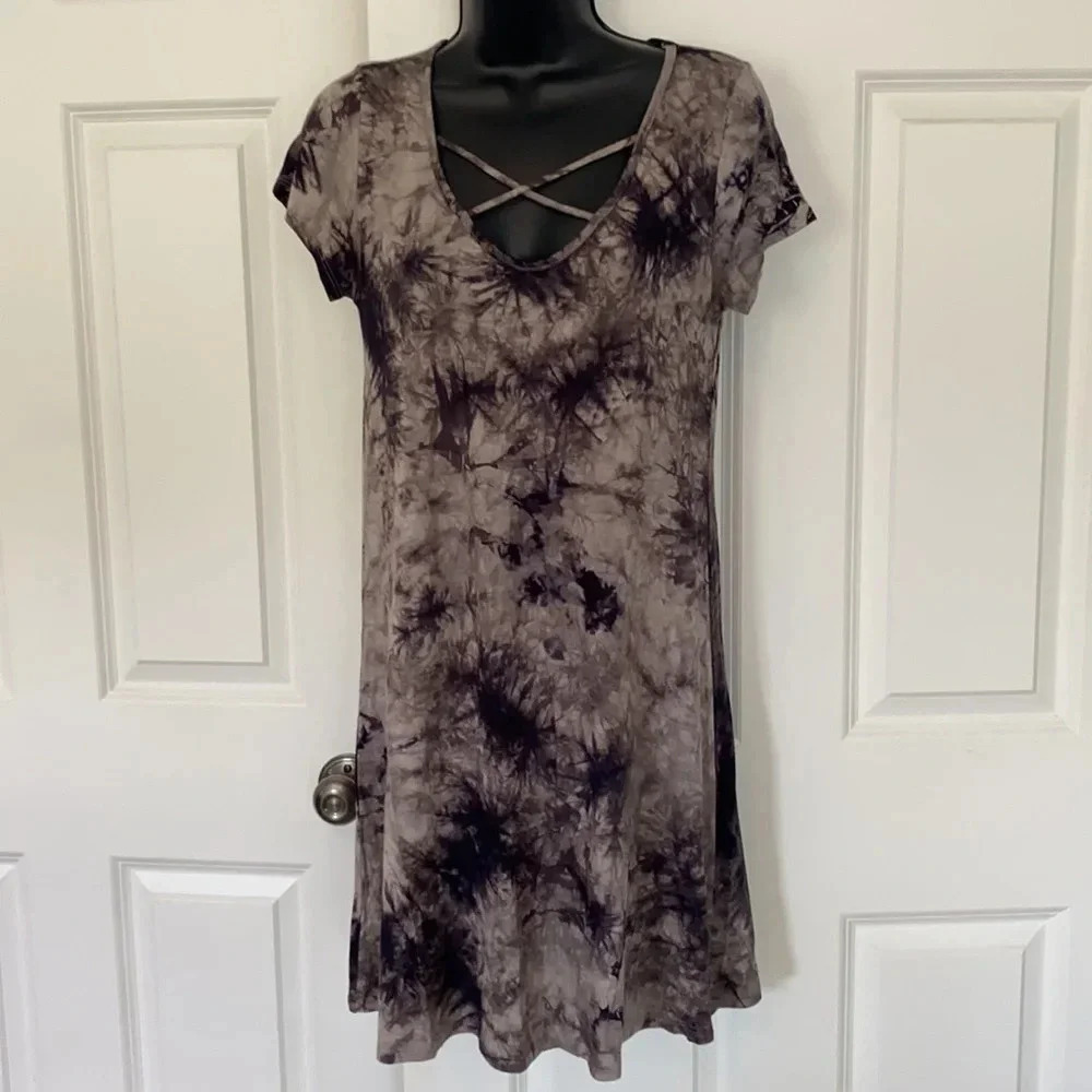 Rolla Coster black and gray dress size small V-neck short sleeve